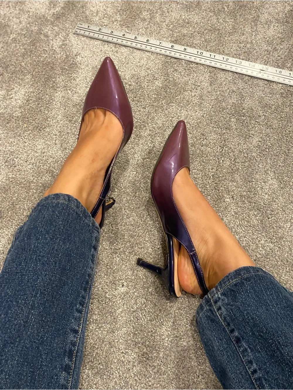 Women’s Pointed-Toe Two-Tone Slingback Pumps in Burgundy and Navy